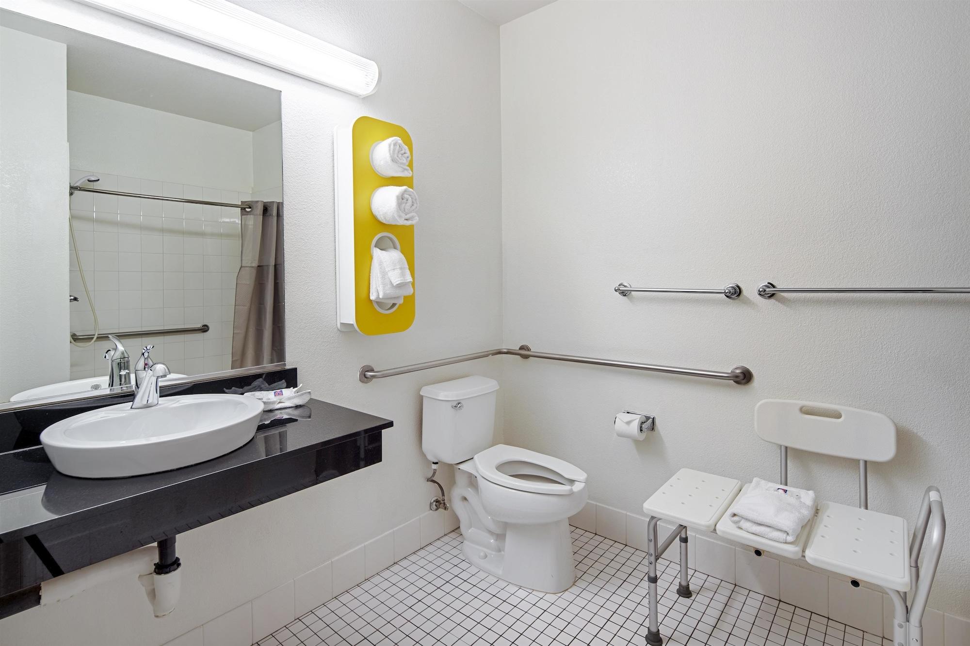 Motel 6-Anchorage, Ak - Midtown Экстерьер фото