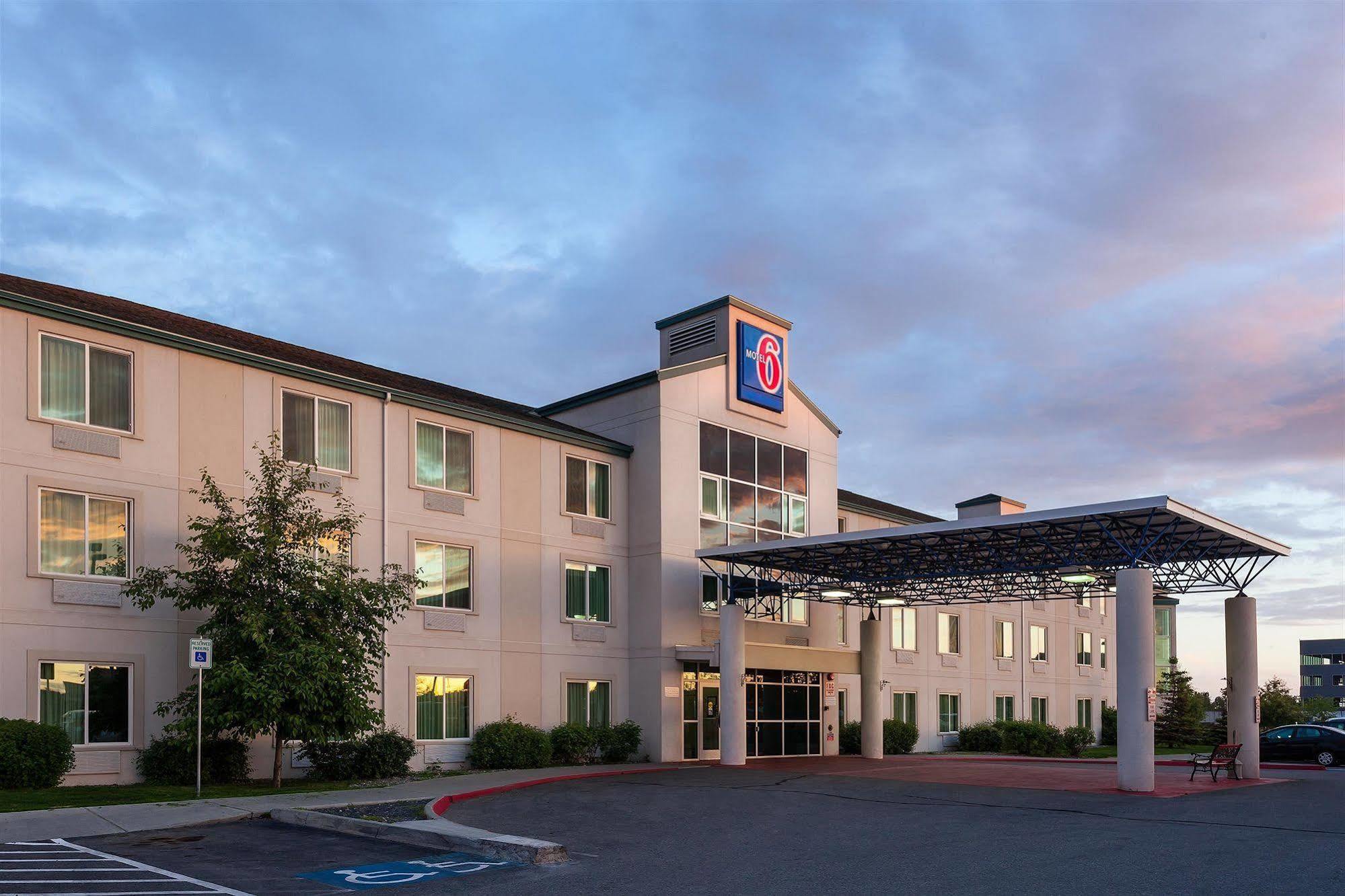 Motel 6-Anchorage, Ak - Midtown Экстерьер фото